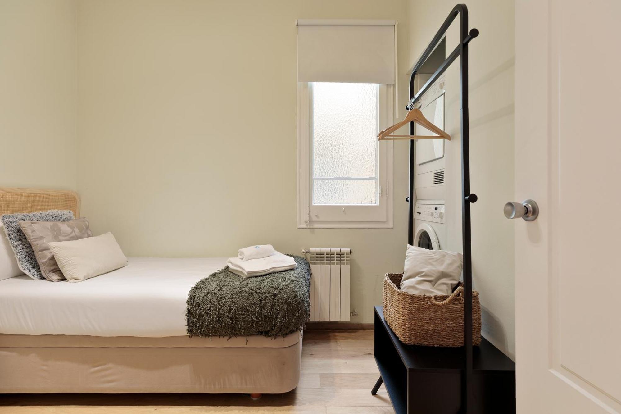 Enjoy Apartments Donna Барселона Экстерьер фото